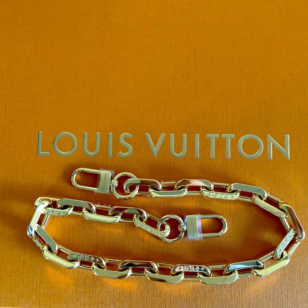 ❌ SOLD ❌ Louis Vuitton Coussin PM GOLD CHAIN ONLY.